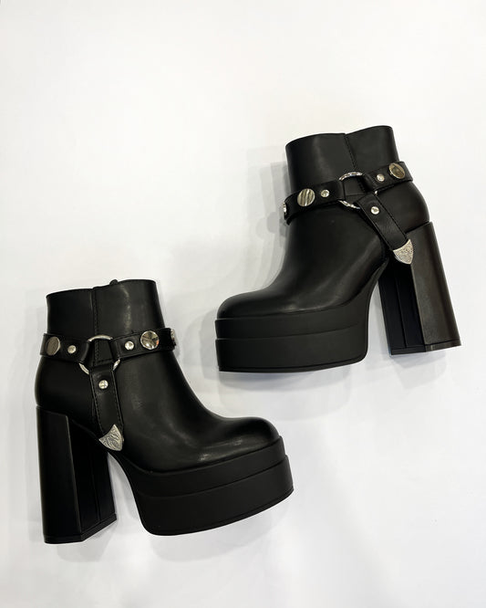 BECCA SHOES